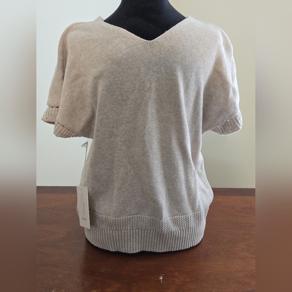 🆕️ Joie 100% Cotton Cream Color Short Sleeve V-Neck Sweater Size Small - Picture 6 of 10
